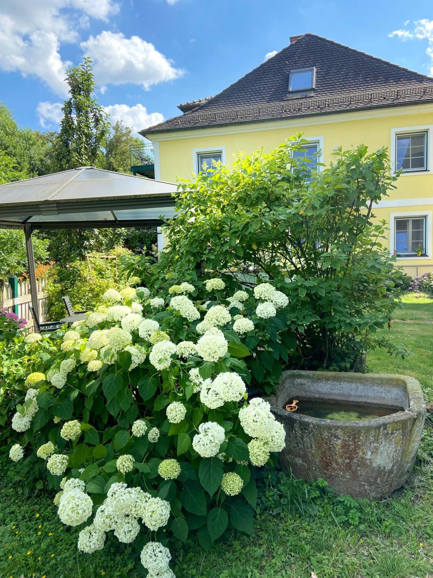 Appartementhof Stadler *